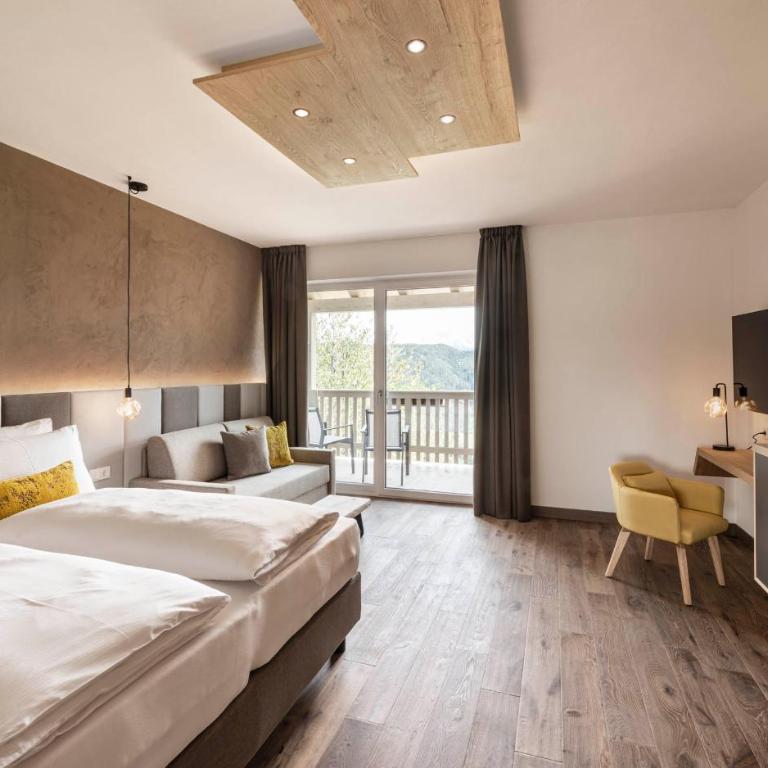 Pippos Mountain Lodge - Double Room with Mountain View - 7