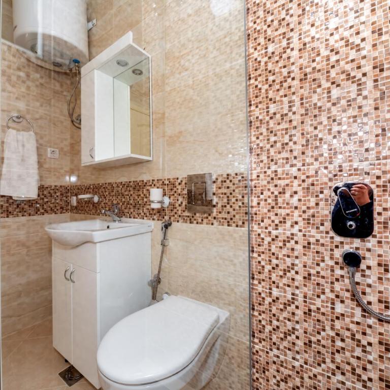 KAOM Lux - One-Bedroom Apartment - 16