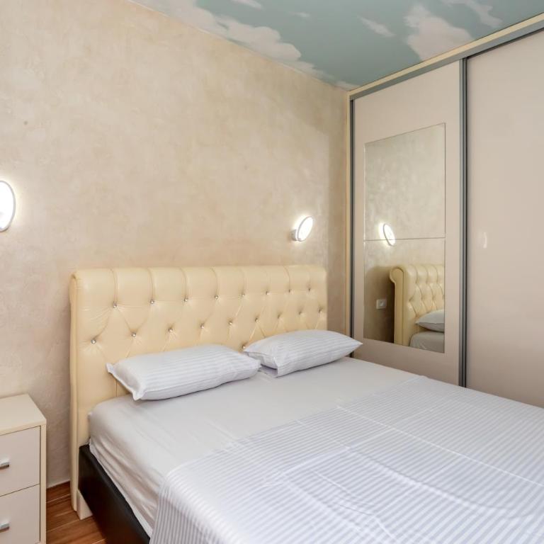 KAOM Lux - One-Bedroom Apartment - 17