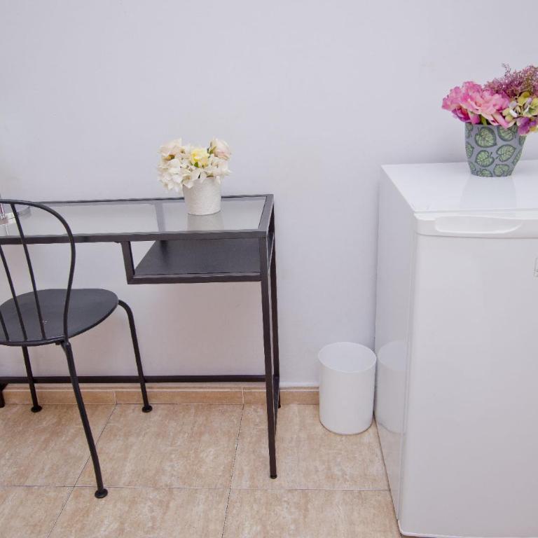 Barcelona City North Hostal - Double or Twin Room with City View - 68