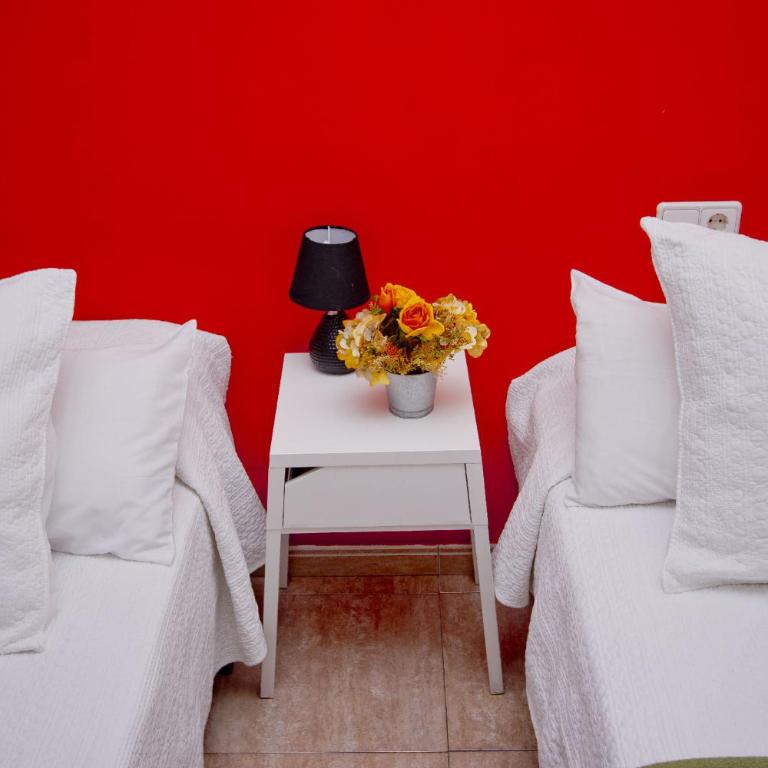 Barcelona City North Hostal - Double or Twin Room with City View - 65