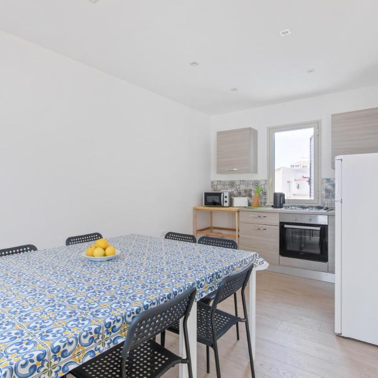 GuestHost - BallarHost - Ballarò Market Terrace Apartment - Appartamento con 3 Camere da Letto - 3