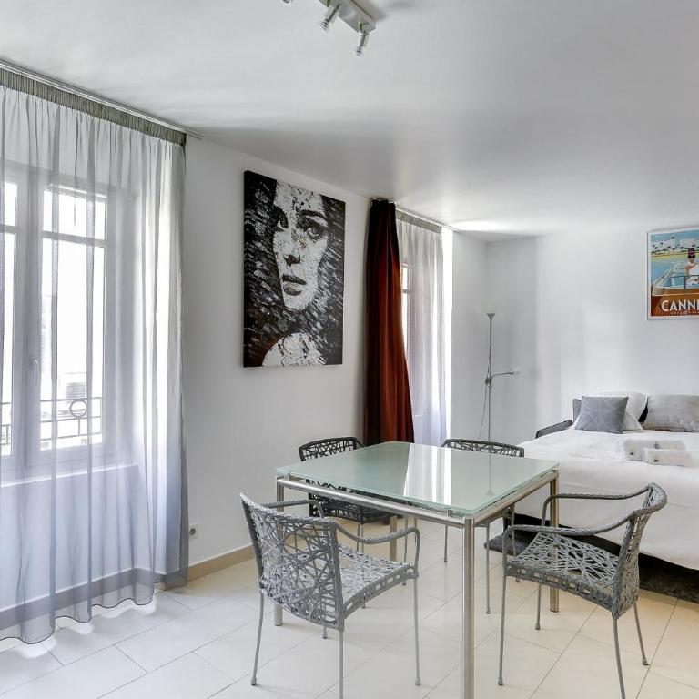 Upstays Port Near 45m2 Apartment AC - Appartement - 9