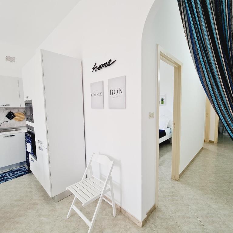 APPARTAMENTO GIOIA - Two-Bedroom Apartment - 10