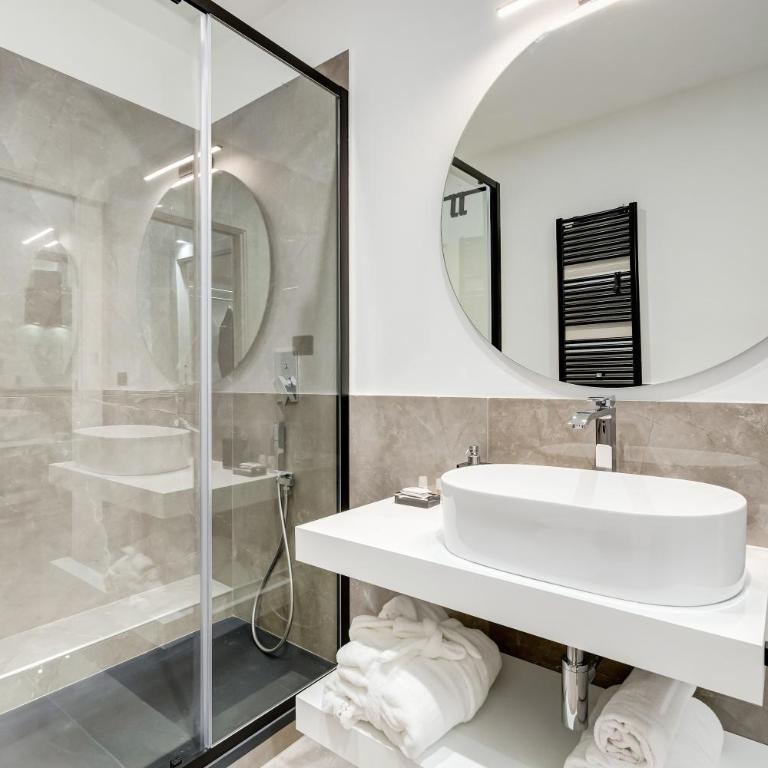 UnoSeiTre - Luxury Apartment & Suite - Suite Lit King-Size - 5