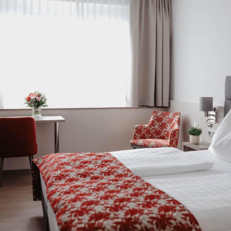 Stadtoase Kolping Hotel Linz - Doppel- oder Zweibettzimmer - 1