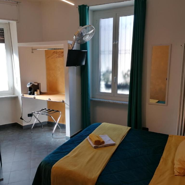 B&B IL SOGNO - Double or Twin Room with Shared Bathroom - 4