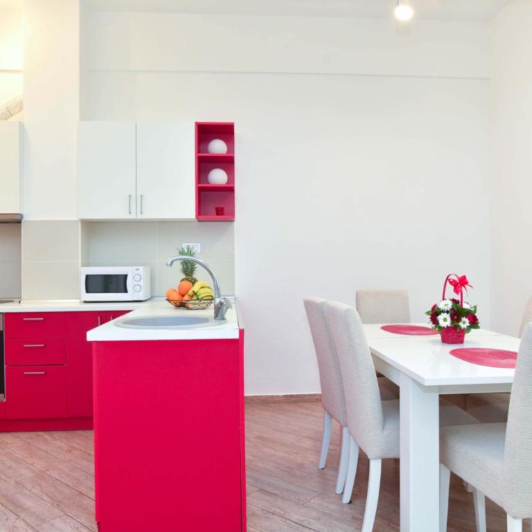 Victoria Center Apartments - Two-Bedroom Apartment with Terrace and City View - 21