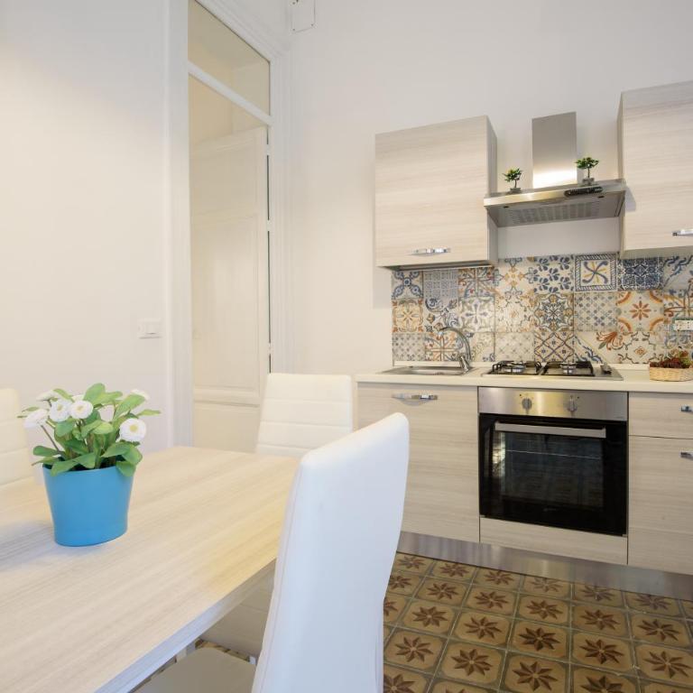 HouseStation - Appartamento con 1 Camera da Letto e Balcone - 2