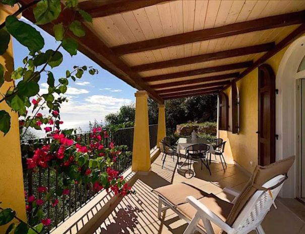 Magnificent Villa: SUPER PANORAMIC - Two-Bedroom House - 6