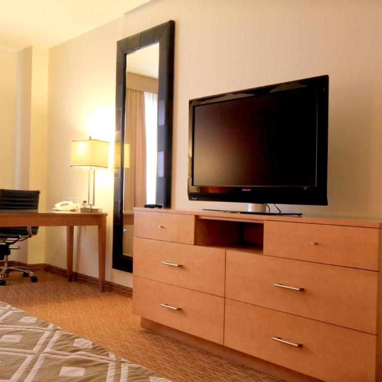 Crowne Plaza Monterrey Aeropuerto by IHG - King Room - Disability Access - 1