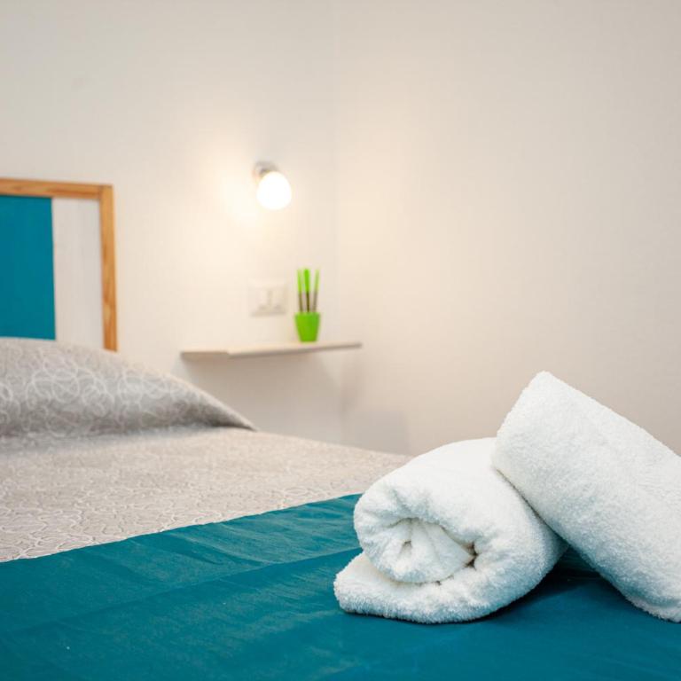 Camere Tirreno 1 - Double Room with Private Bathroom - 11
