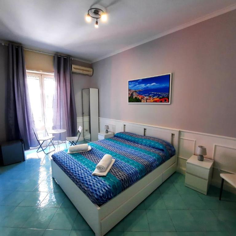 Napoli central - Deluxe Double Room with Private Bathroom - 5