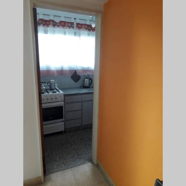 depto 2 ambientes a la calle a 100 mts de la playa - Apartamento de 1 dormitorio - 15