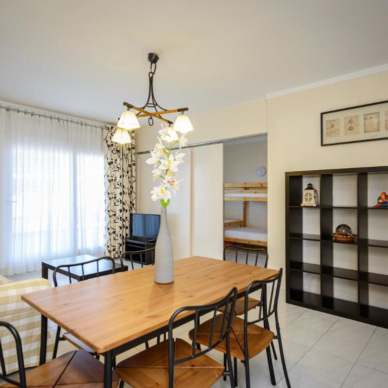 Sant Mori - Apartamento de 3 dormitorios - 2