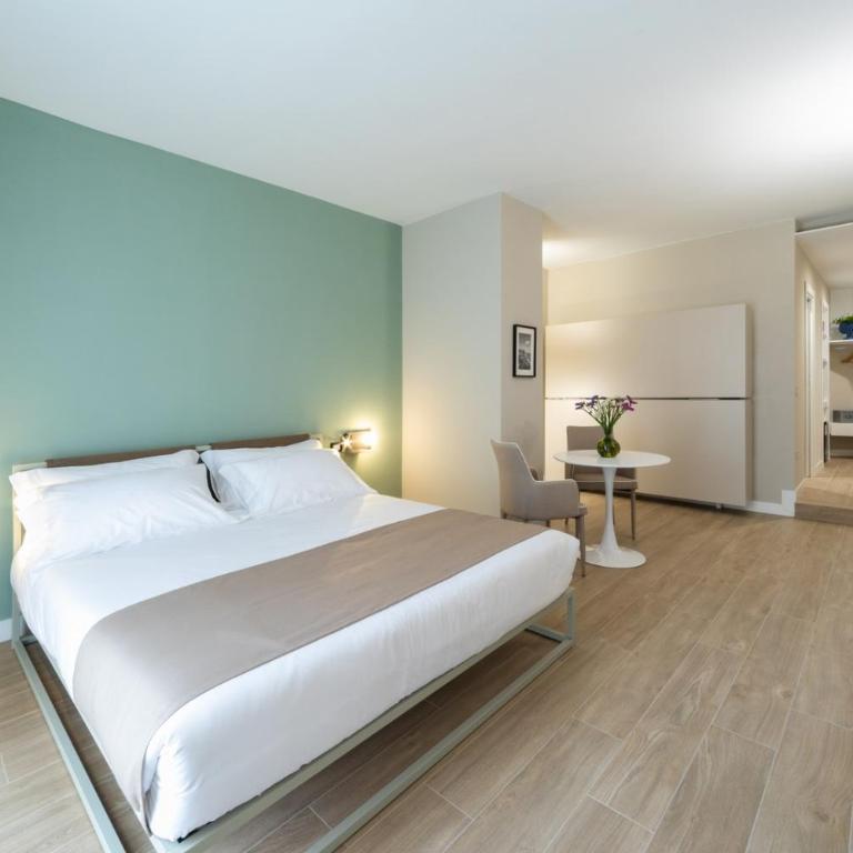Alma Suites - Camera Quadrupla Superior - 10