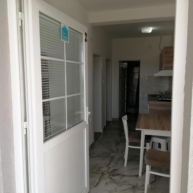 Apartmani Ruj - One-Bedroom Apartment - 24
