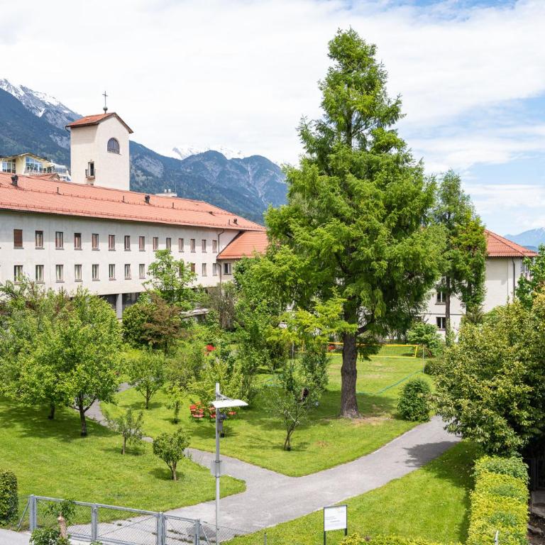 Absteige Innsbruck- Zentrale Ferienapartments - Apartment mit Balkon - 10