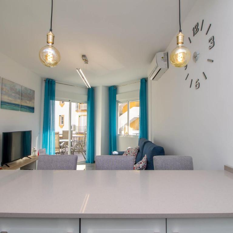 Santa Amalia 18 by IVI Real Estate - One-Bedroom Apartment - 12
