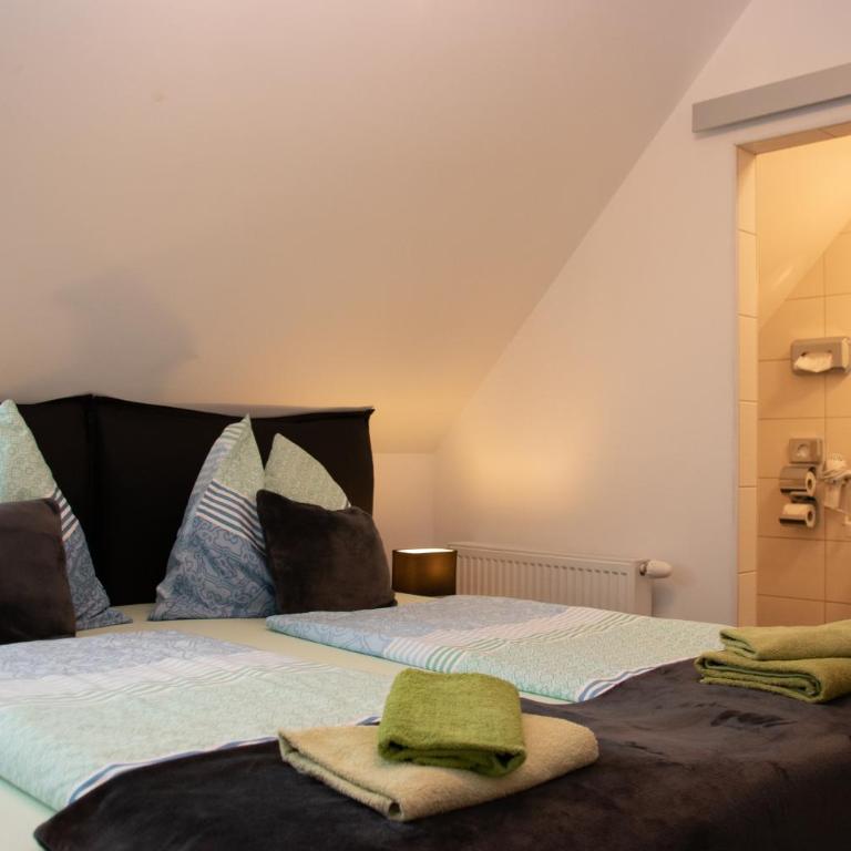 Die Schlafstube - Bed & Breakfast - Double Room with Private Bathroom - 7