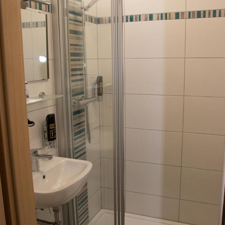 Die Schlafstube - Bed & Breakfast - Single Room with Private Bathroom - 2
