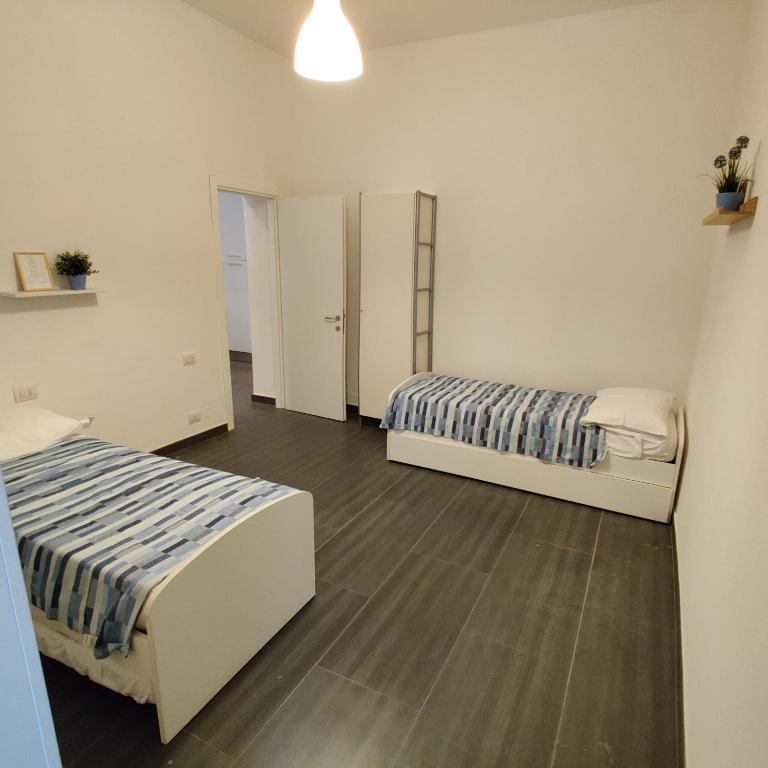 Vista sul carruggio, centro storico di Chiavari - Appartement 2 Chambres - 5