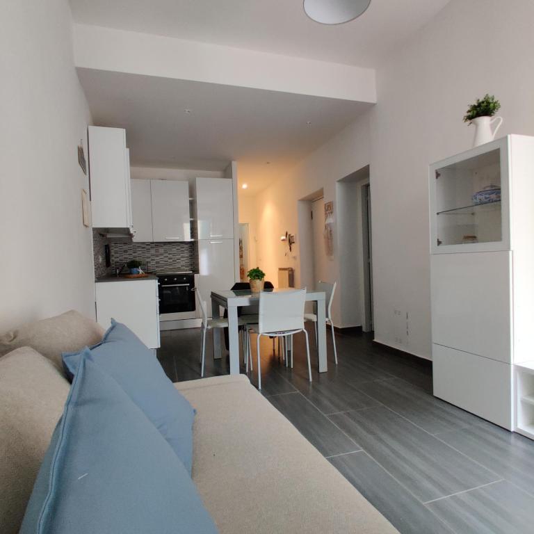 Vista sul carruggio, centro storico di Chiavari - Appartement 2 Chambres - 22