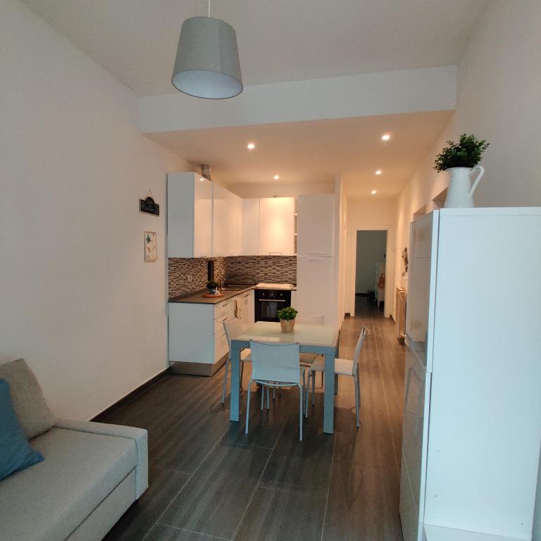 Vista sul carruggio, centro storico di Chiavari - Appartement 2 Chambres - 31