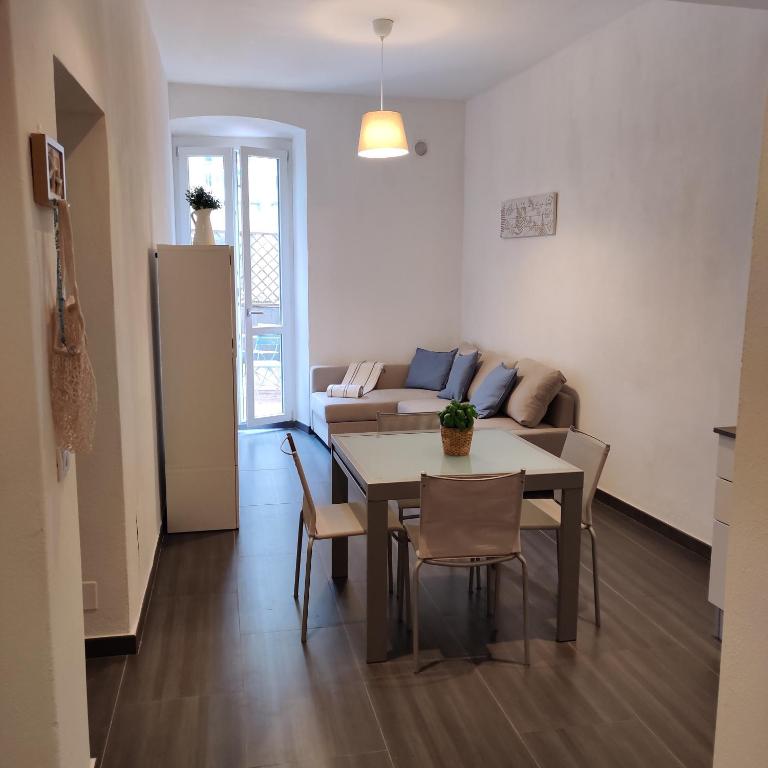 Vista sul carruggio, centro storico di Chiavari - Appartement 2 Chambres - 37