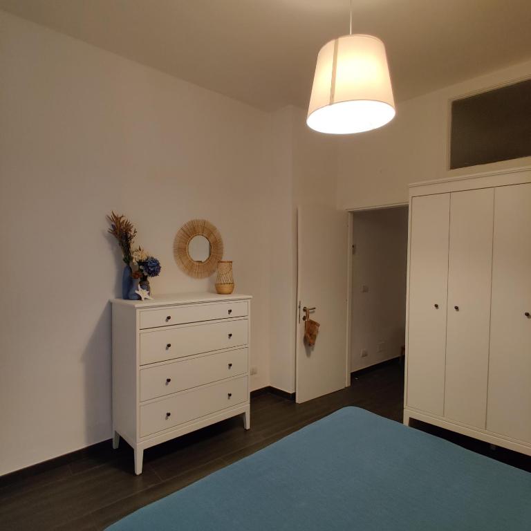 Vista sul carruggio, centro storico di Chiavari - Appartement 2 Chambres - 42