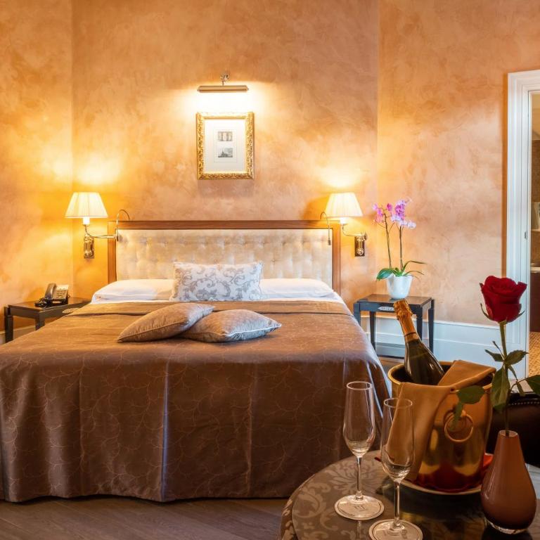 Hotel Moresco - Camera Matrimoniale/Doppia con Letti Singoli con Vista Canale - 5