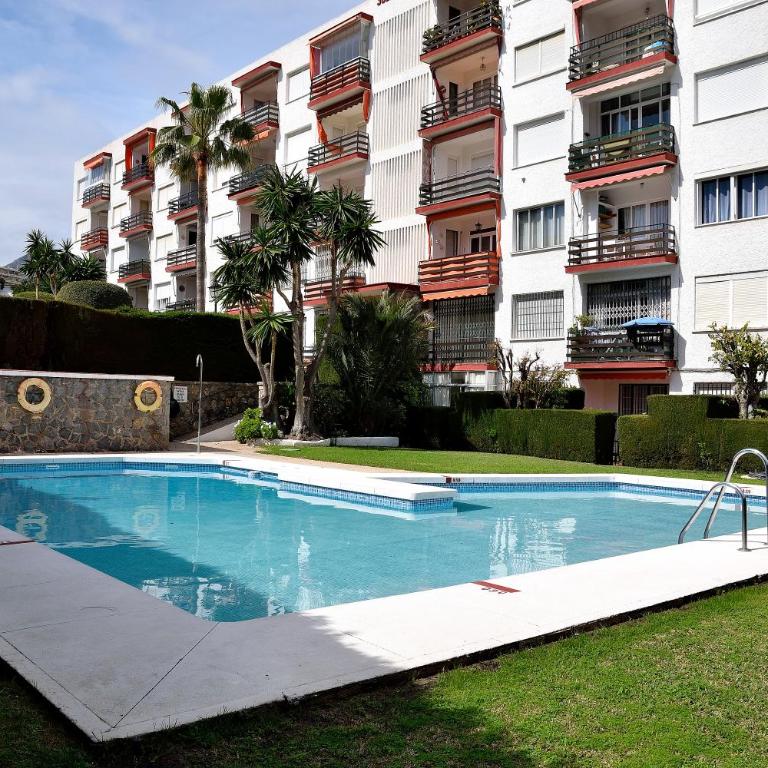Sol Montemar 50 by IVI Real Estate - Apartment - 7