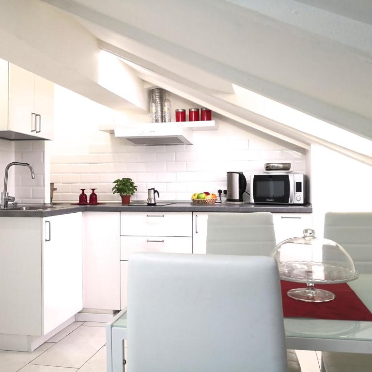 3-Tourist House Bologna-Mansarda - Self check-in - Appartamento Monolocale - 5