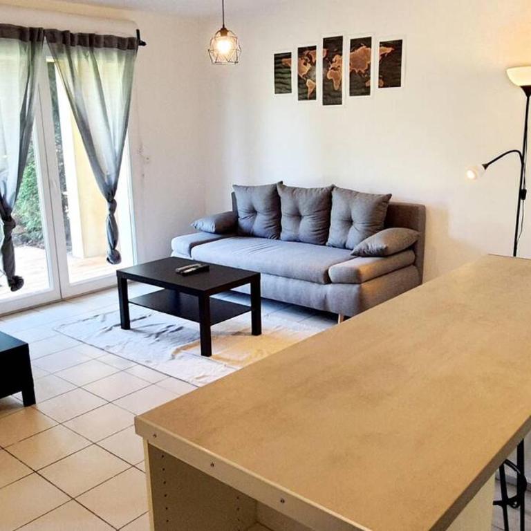 Charmant appartement avec terrasse et jardin au calme Proche Bus Métro - Apartment mit 1 Schlafzimmer - 1
