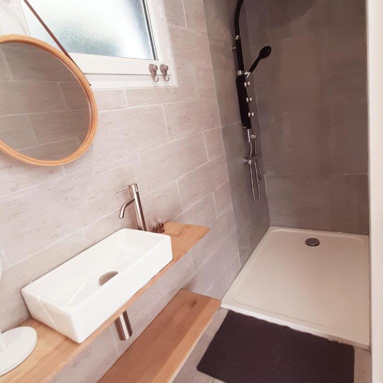 Allegria Nimes Chambre Deluxe Spa - Chambre Deluxe - 23