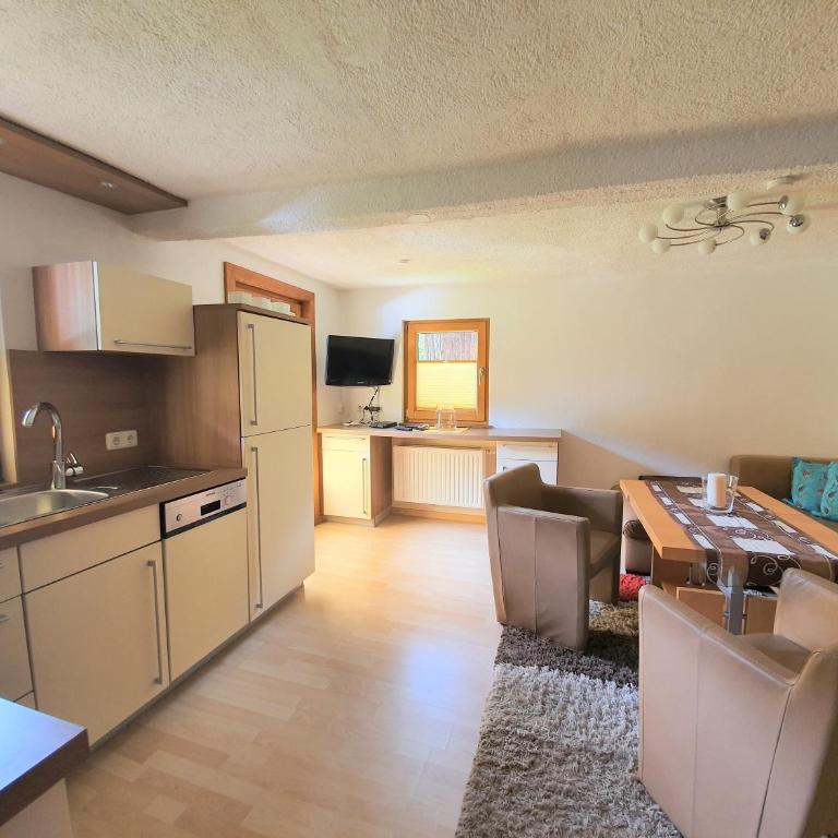 Haus Alpengruß - Apartment mit 2 Schlafzimmern - 8