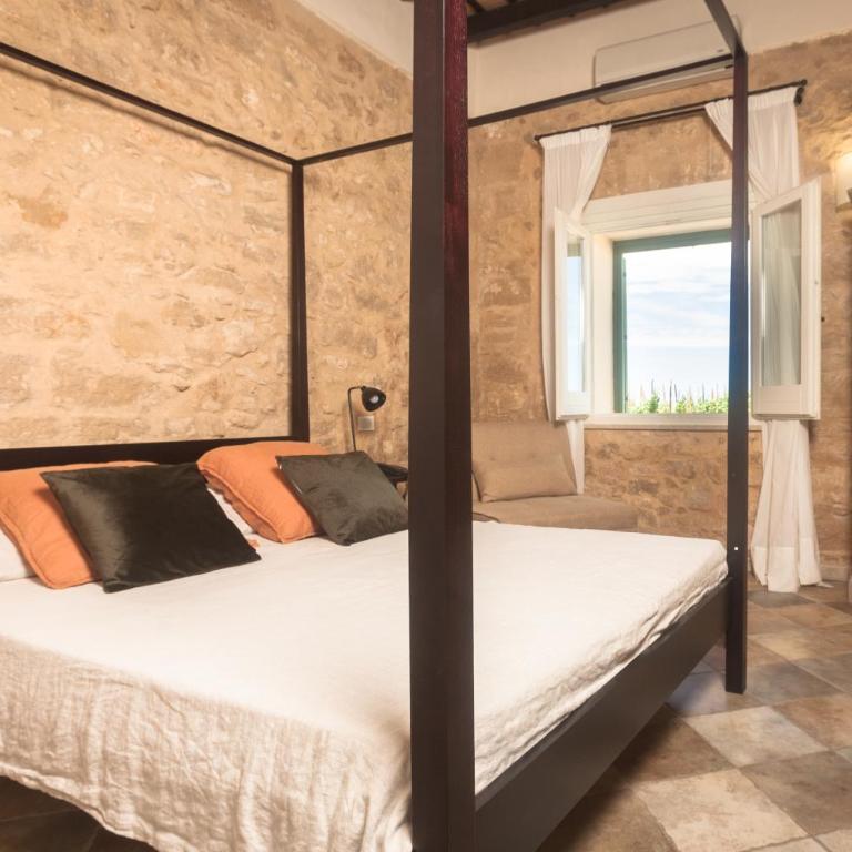 Agriturismo Baglio Donnafranca Wine Resort - Deluxe Double or Twin Room - 4