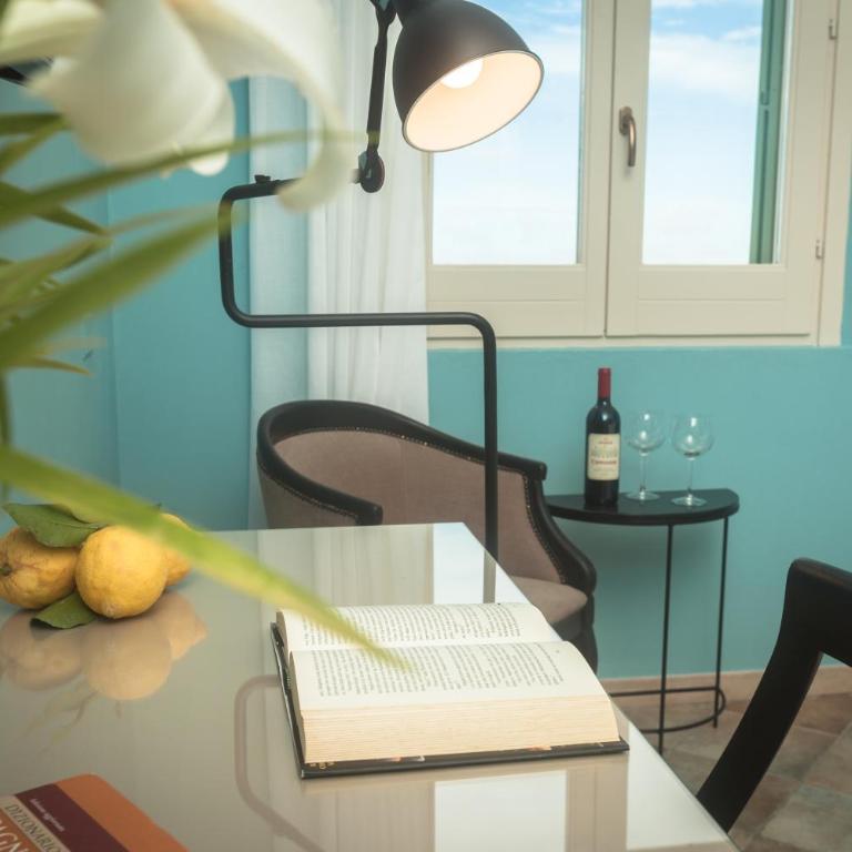 Agriturismo Baglio Donnafranca Wine Resort - Deluxe Double or Twin Room with Sea View - 10