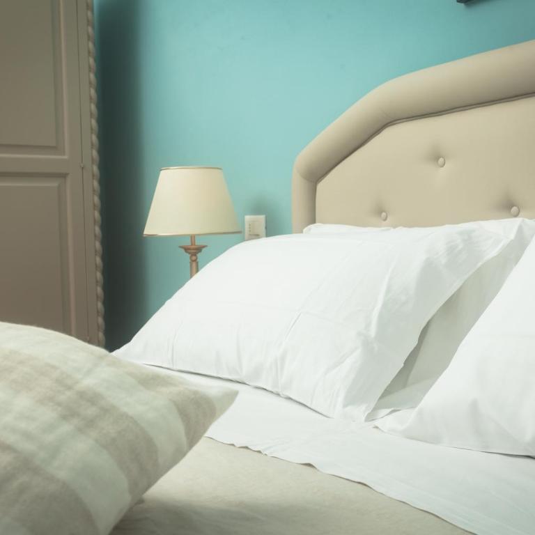 Agriturismo Baglio Donnafranca Wine Resort - Deluxe Double or Twin Room with Sea View - 1