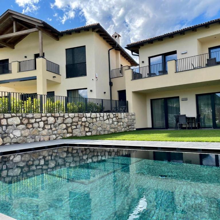 Weingut Gasshof- Panorama Pool in den Weinbergen - Appartamento con Vista Montagna - 17