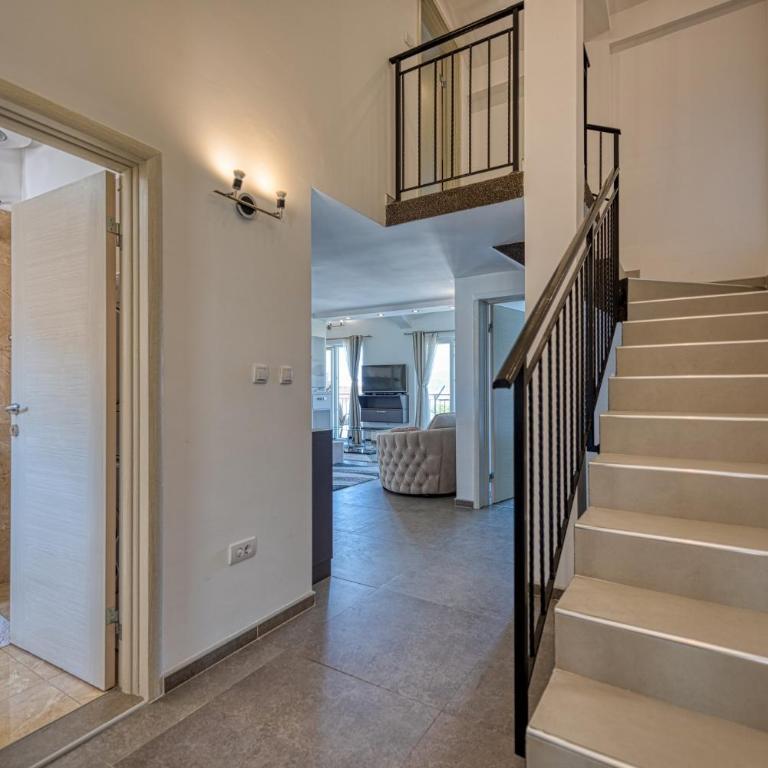 Porto View Three-Bedroom Duplex - Three-Bedroom Apartment - Penthouse - 19