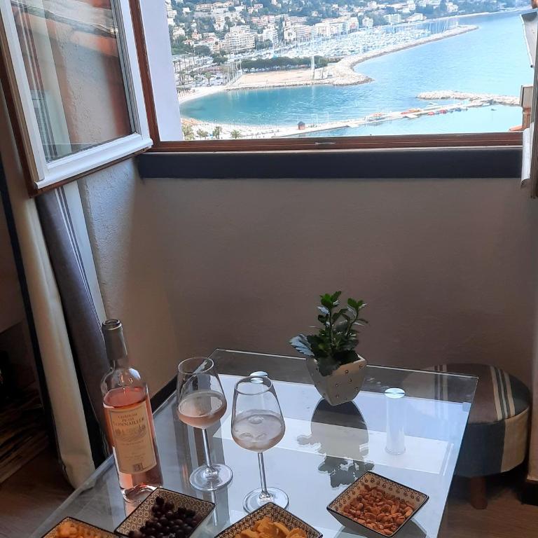 MENTON, centre historique, vue mer - Apartamento de 1 dormitorio - 3