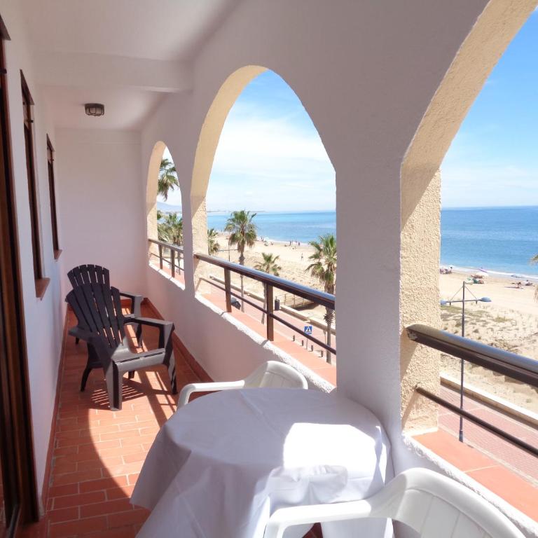 Primera Línea de Playa, Ada Benedicto XIII, Aire acondicionado, WiFi, Parking - Apartamento con vistas al mar - 3ª planta - 15