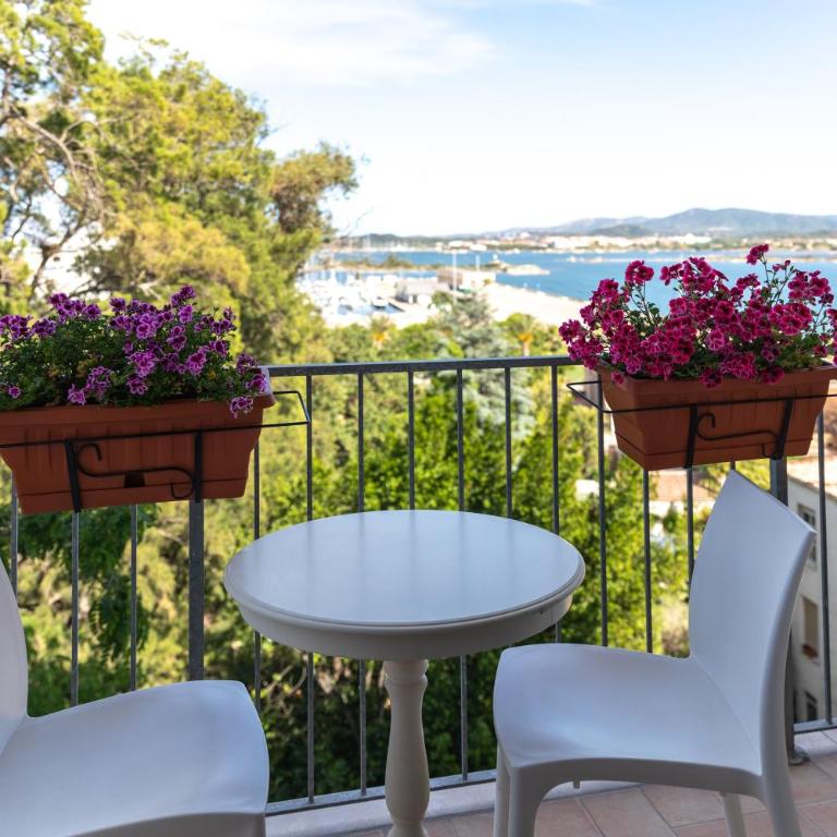 Antares Rooms and Suites - Junior Suite con Balcone e Vista Mare - 6