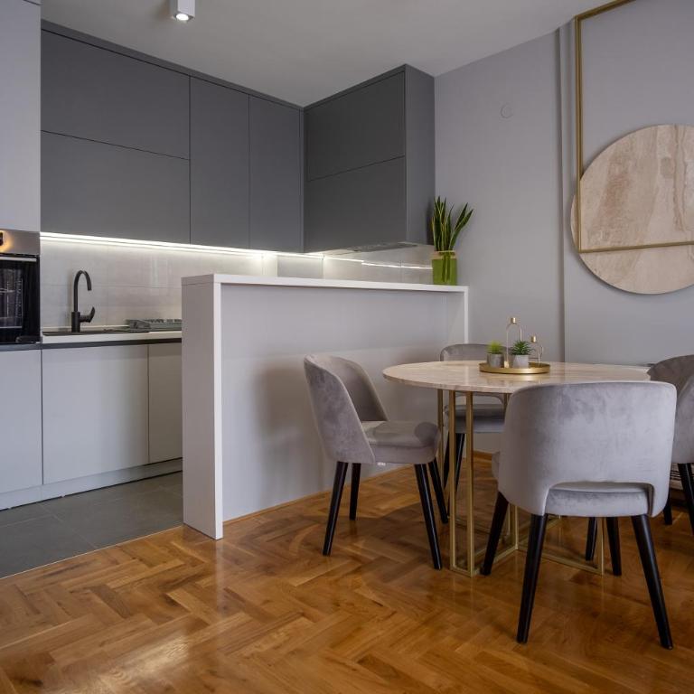 Apartman Aroma - One-Bedroom Apartment - 9