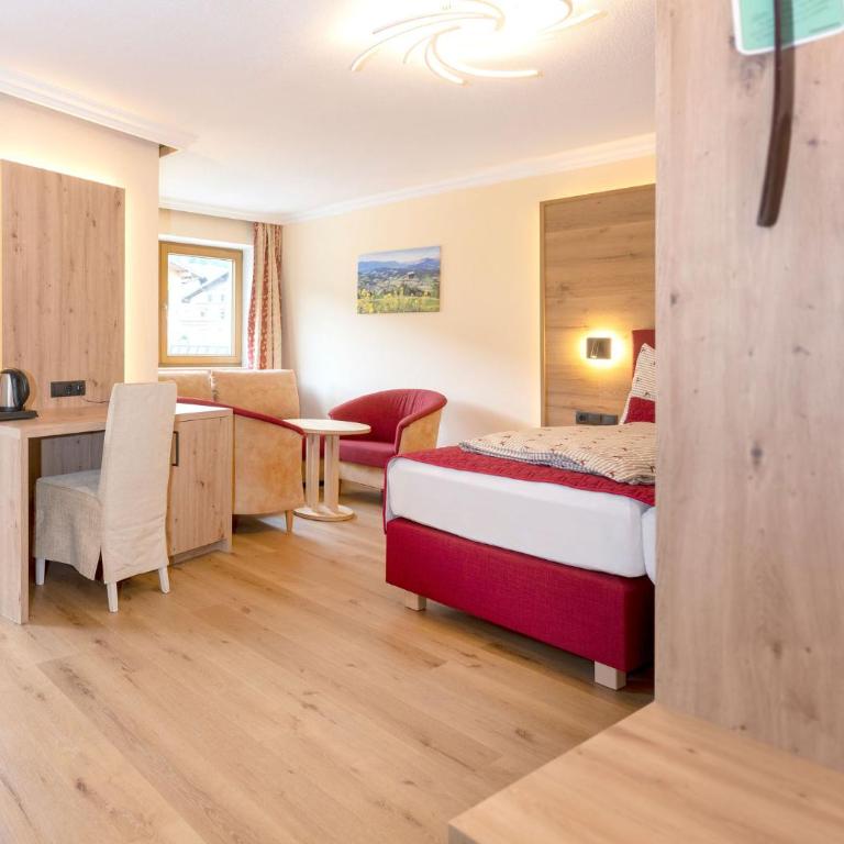 Hotel Schneeberger - Superior Doppelzimmer - 12