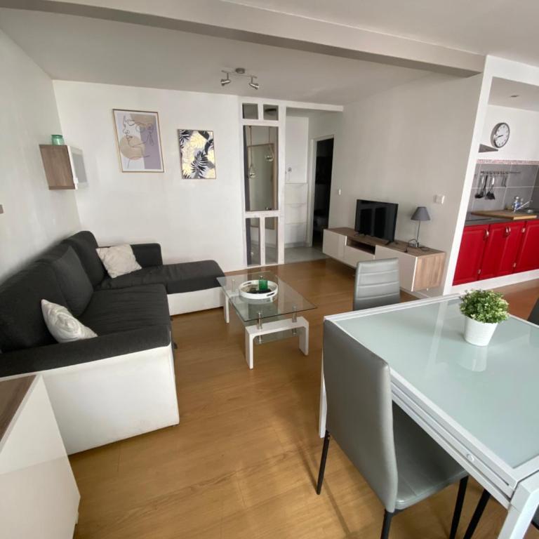 LH Appart, à 5 min de la gare tout équipé - Appartement 1 Chambre - 2