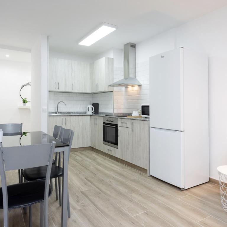 Home2Book Charming Apartment Santa Cruz, Wifi - Apartamento de 2 dormitorios - 8