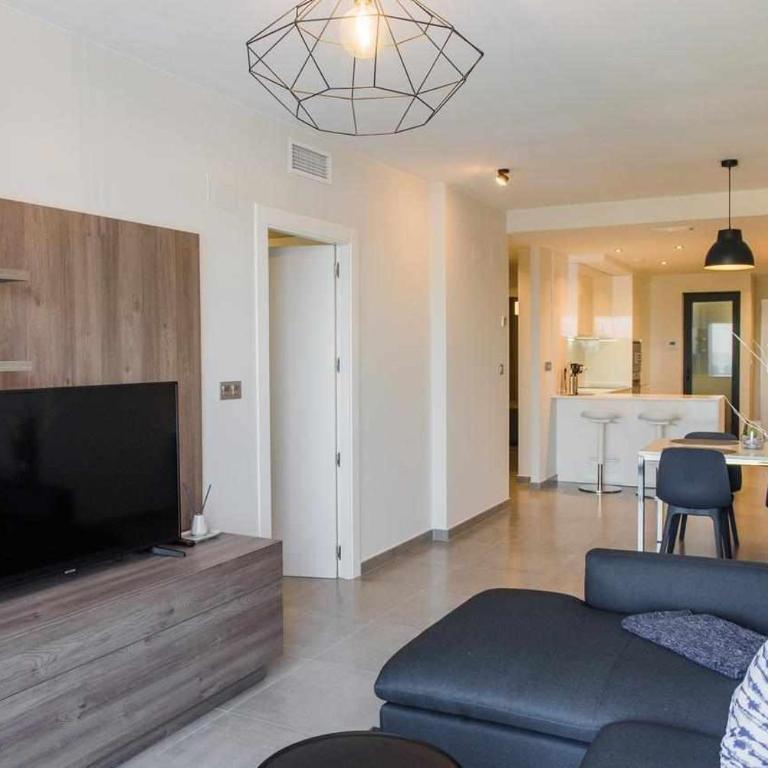 Light and Modern Sea View Apartment - Deluxe Apartment with Sea View - 1