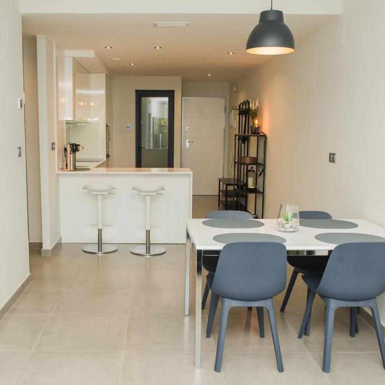 Light and Modern Sea View Apartment - Deluxe Apartment with Sea View - 23